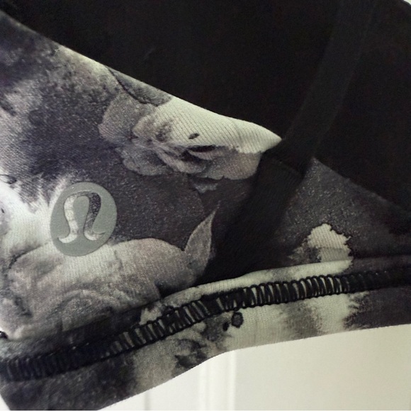 Lululemon Athletica Black and Gray Free to be Zen Bra Size 6 - Picture 5 of 8